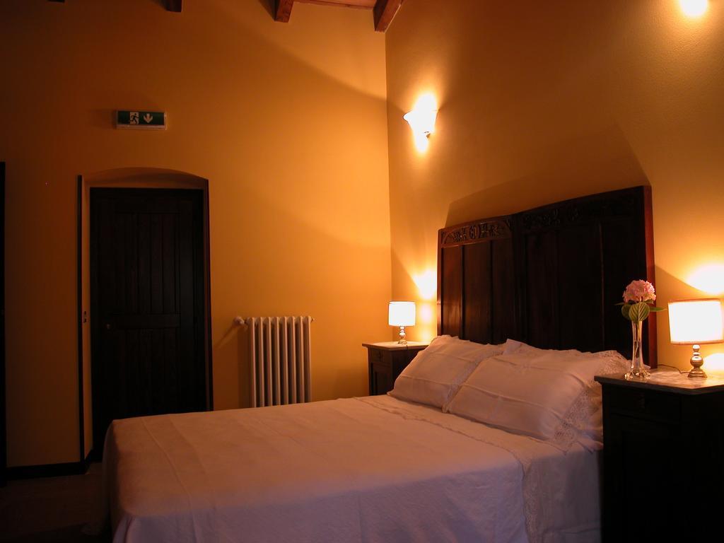 Agriturismo Casa Garello Salice Terme Værelse billede