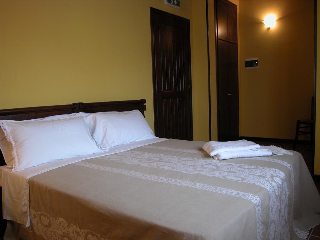 Agriturismo Casa Garello Salice Terme Værelse billede