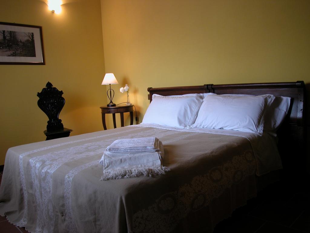 Agriturismo Casa Garello Salice Terme Værelse billede
